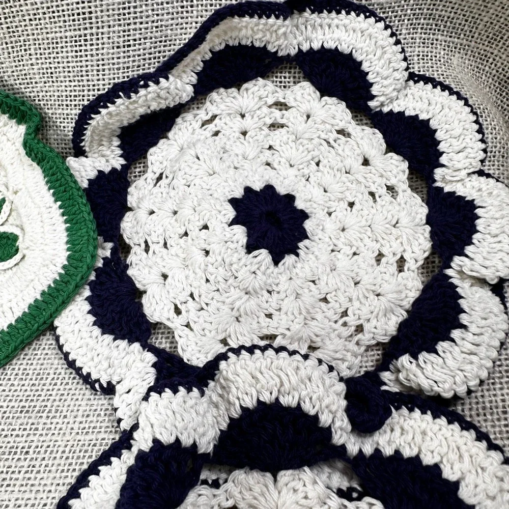 Vintage Handmade Crochet Potholder Set‎ 6pc Red Rose Navy Blue Mint Green Floral